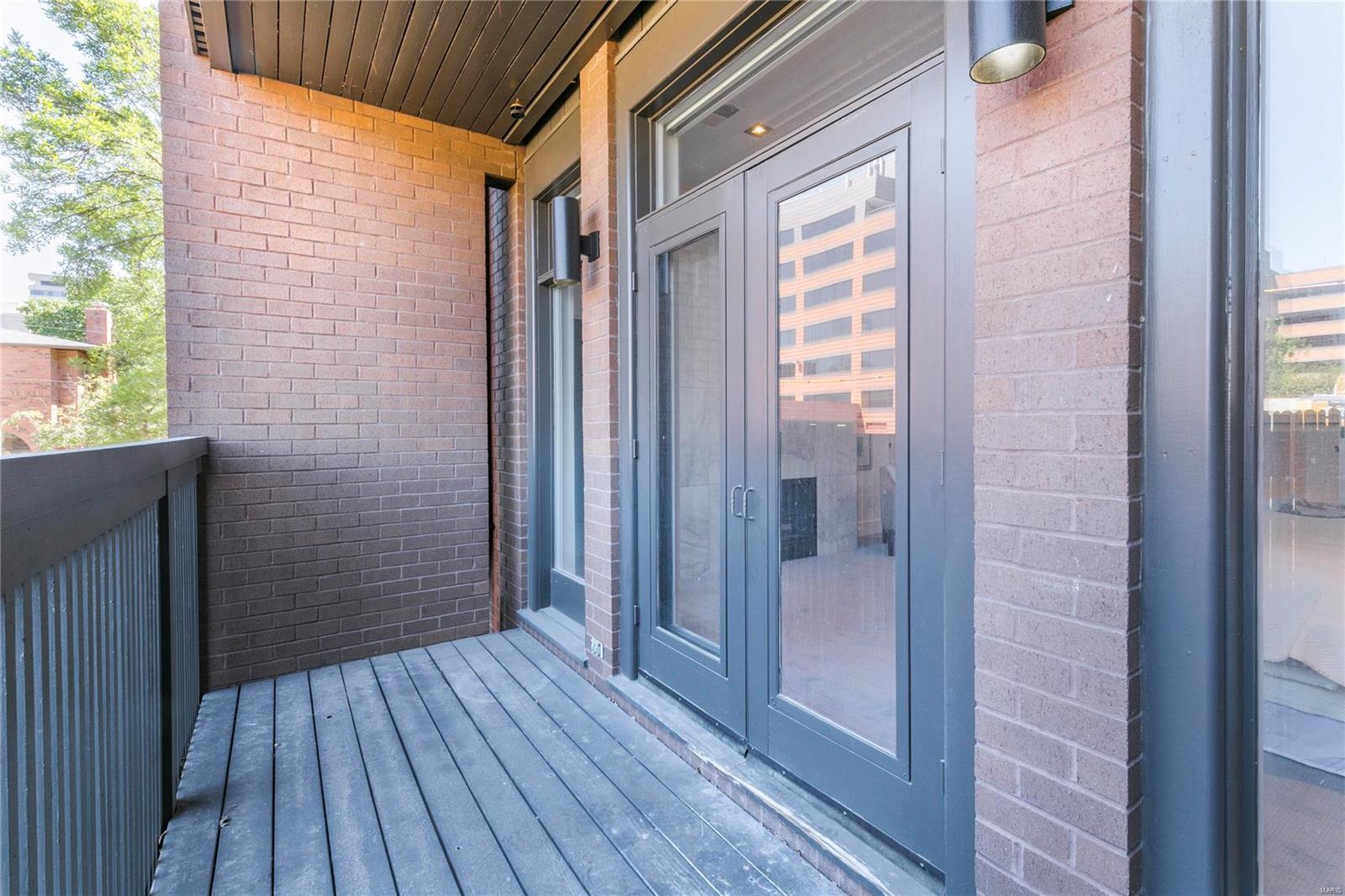 Pershing Place Condo - Residential