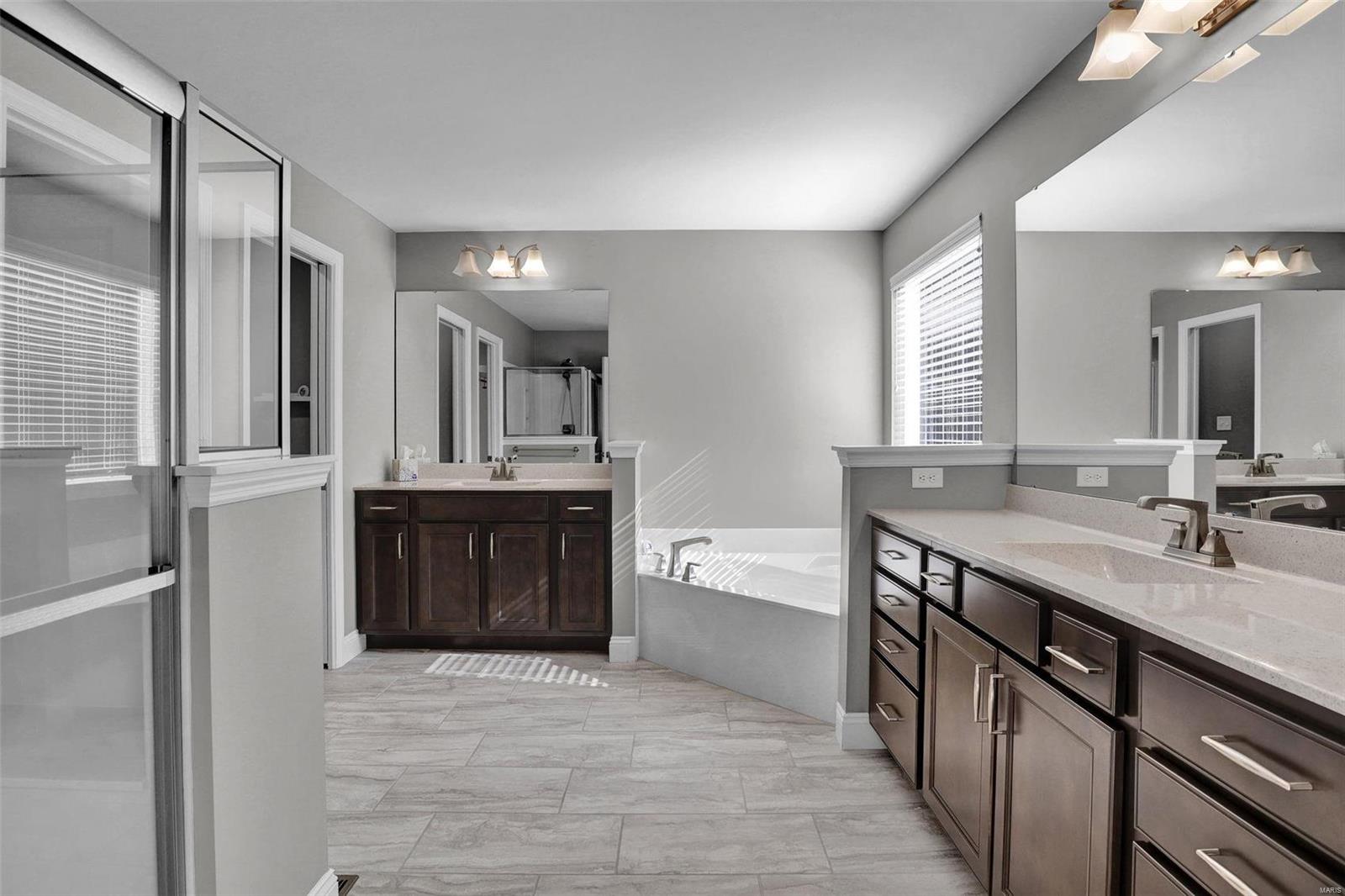 East Hampton Woods - Residential