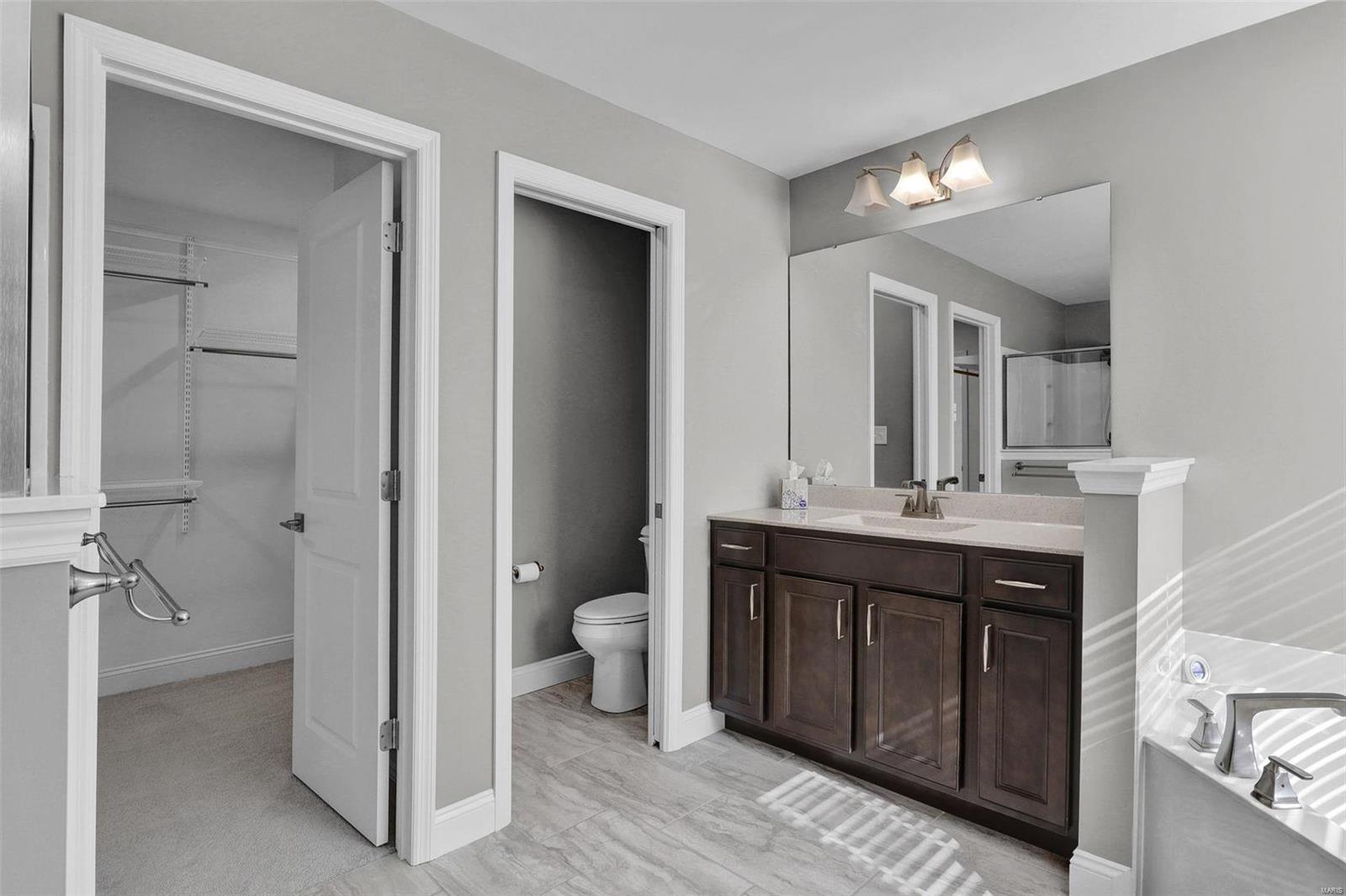 East Hampton Woods - Residential