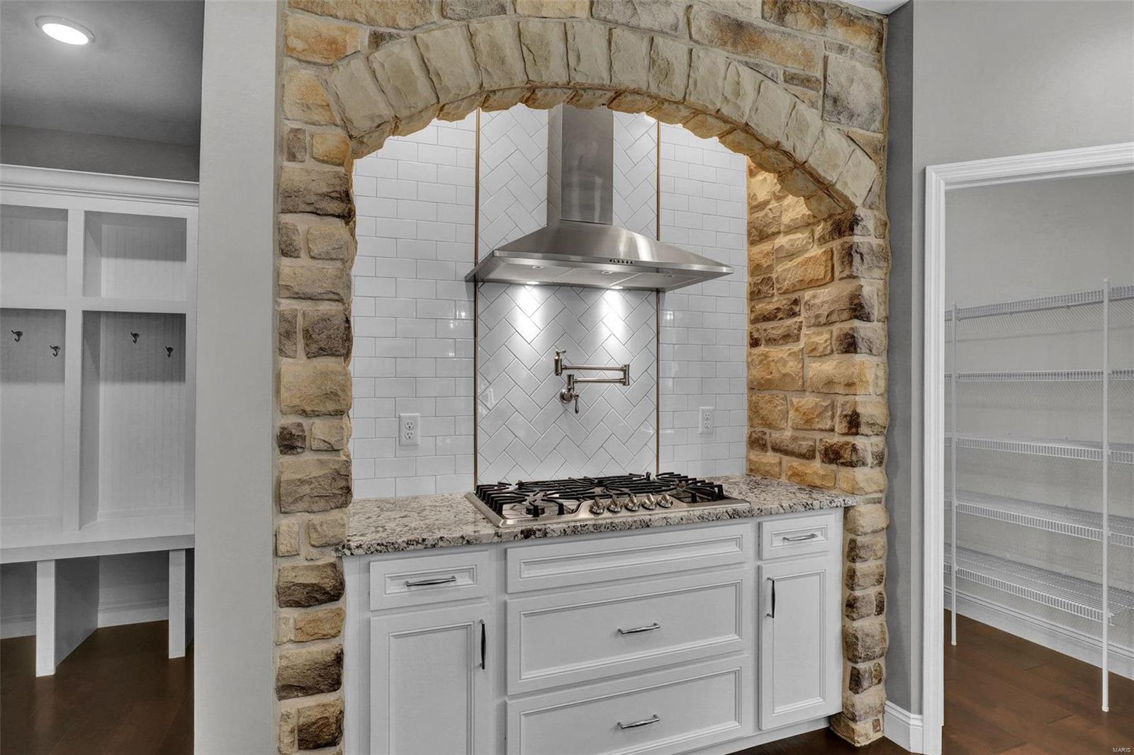 East Hampton Woods - Residential