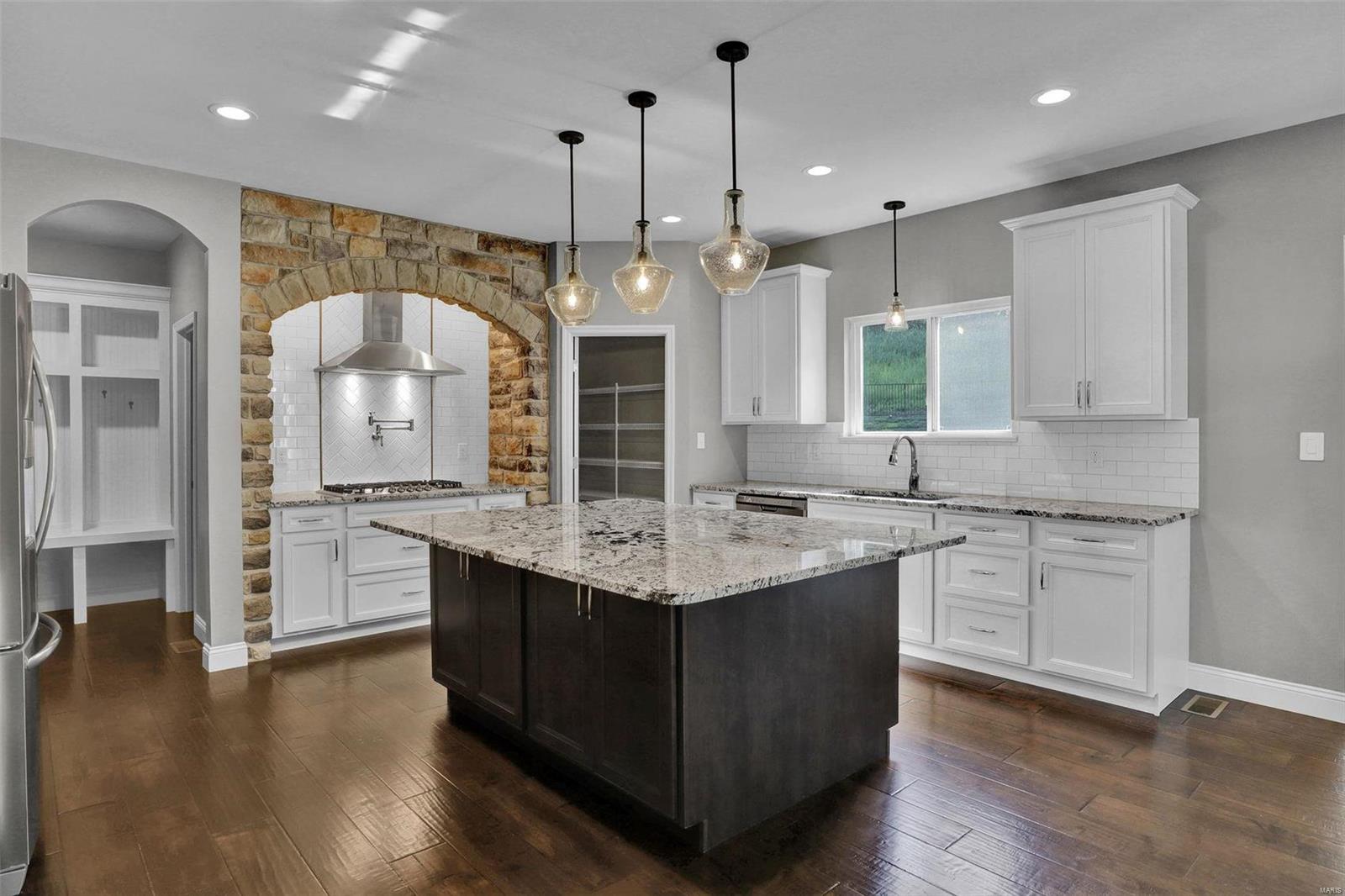 East Hampton Woods - Residential