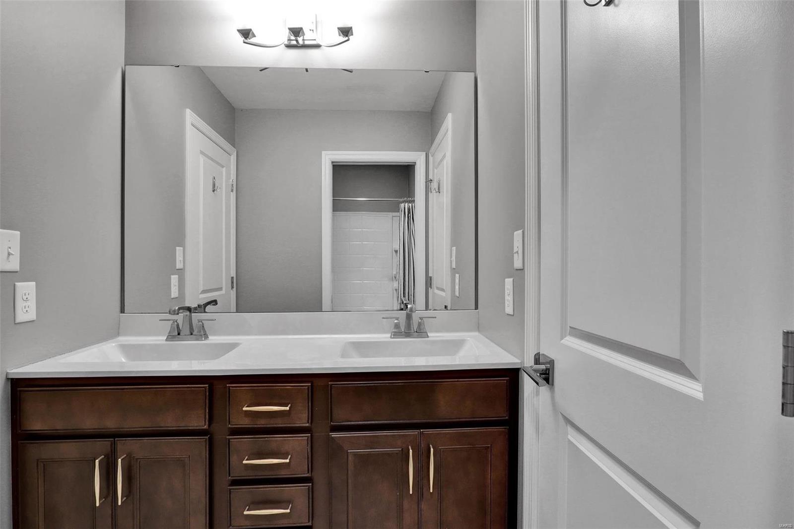 East Hampton Woods - Residential