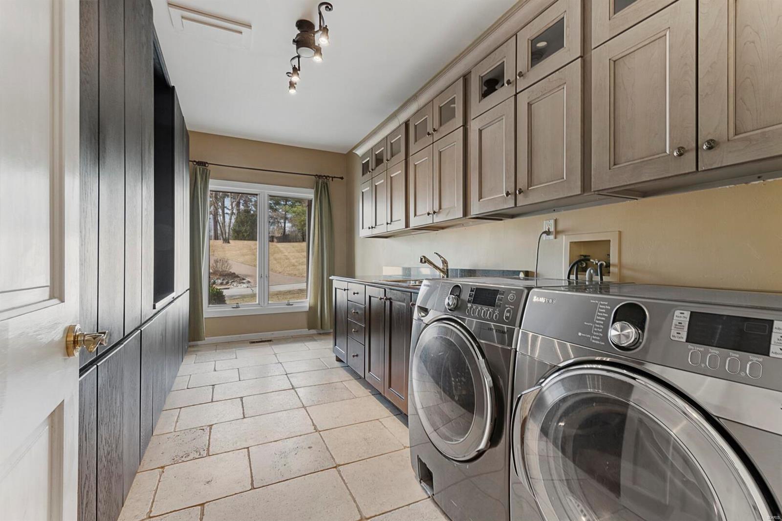 Grassy Ridge - Residential