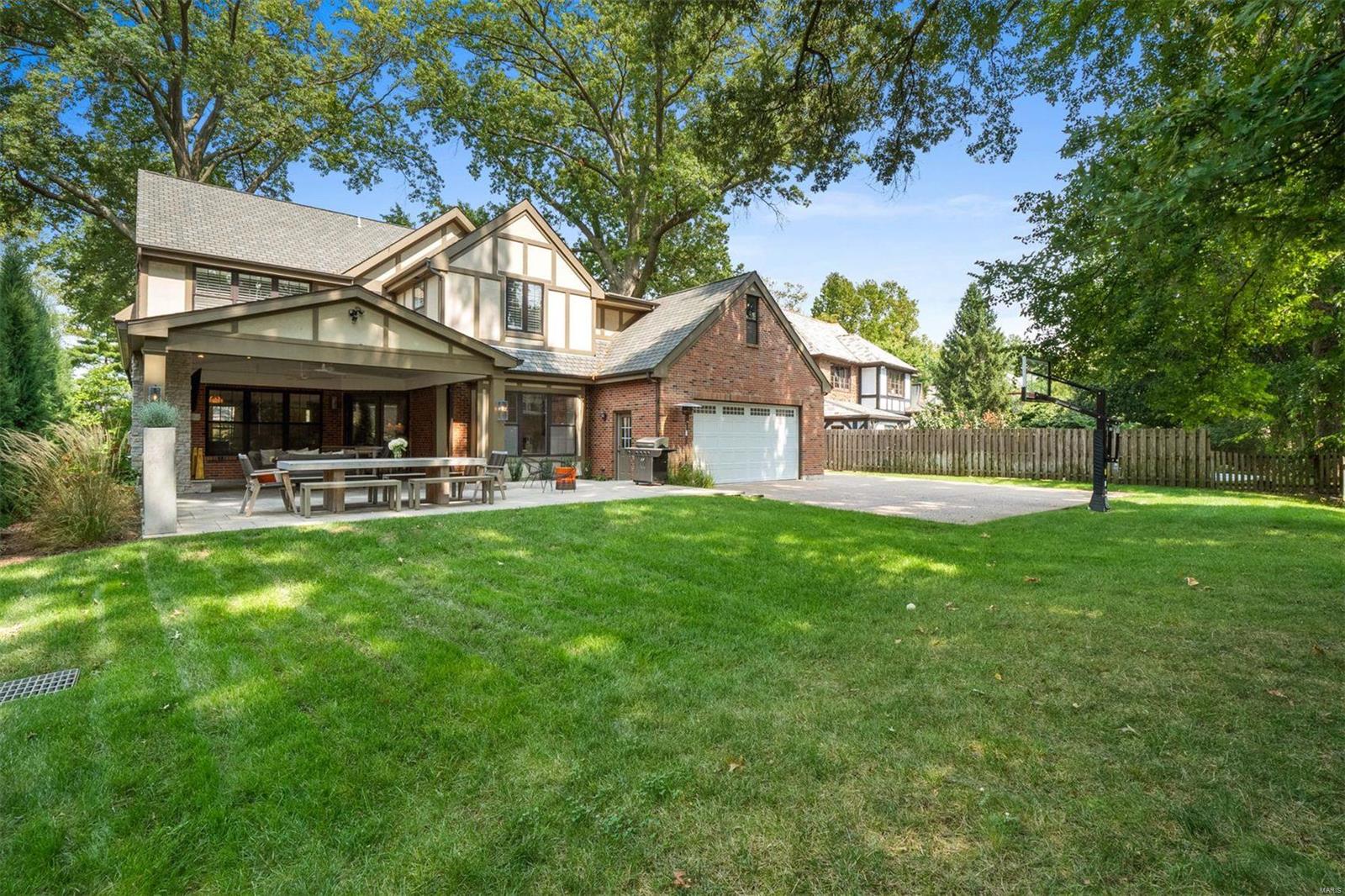 University Hills - Residential