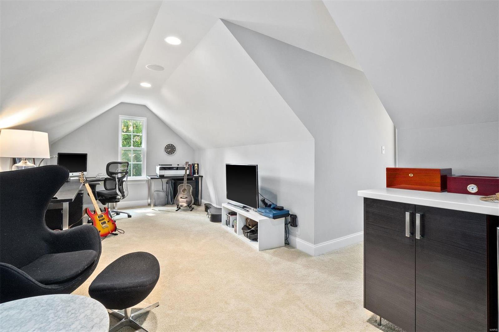 University Hills - Residential