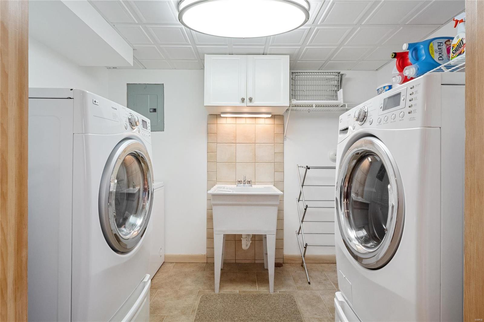 Country Aire 3 - Residential