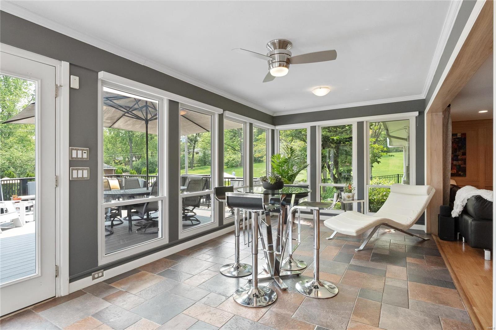 Country Aire 3 - Residential