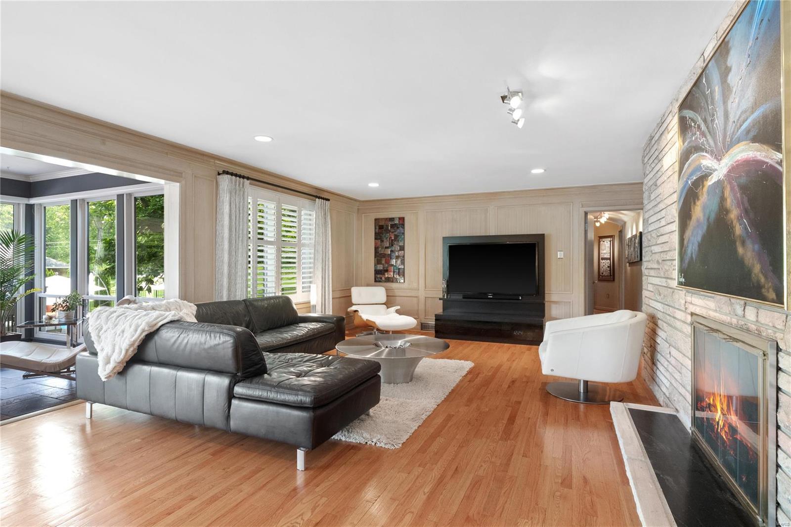 Country Aire 3 - Residential