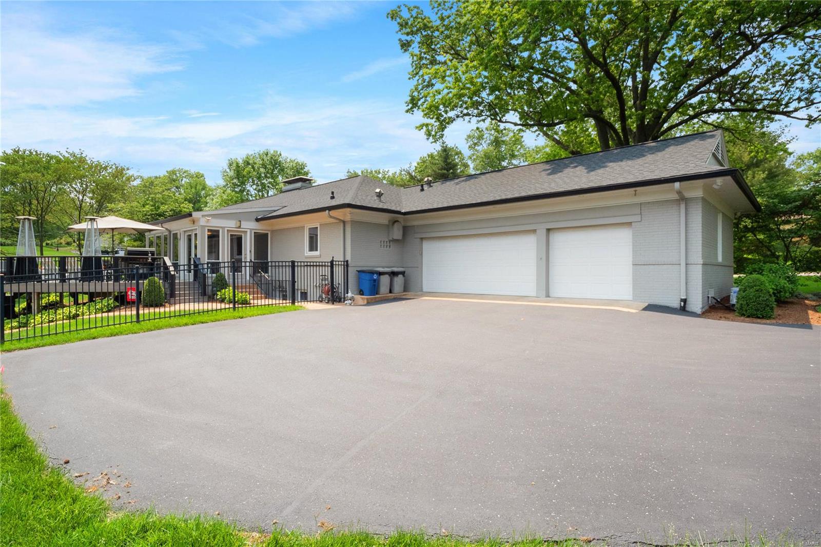 Country Aire 3 - Residential