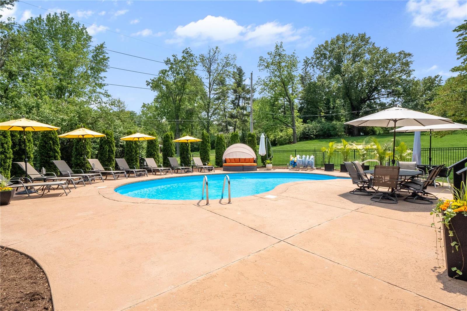 Country Aire 3 - Residential