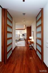 Residence At 800 S Hanley A Condo - Residential