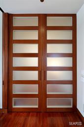 Residence At 800 S Hanley A Condo - Residential