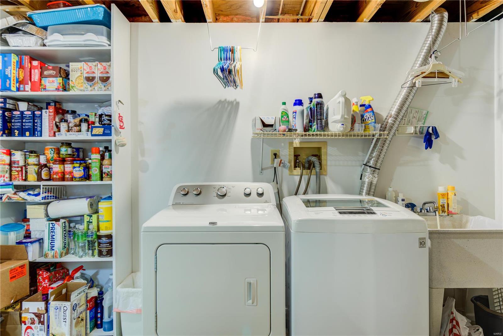 Shelley Manor 02 - Residential