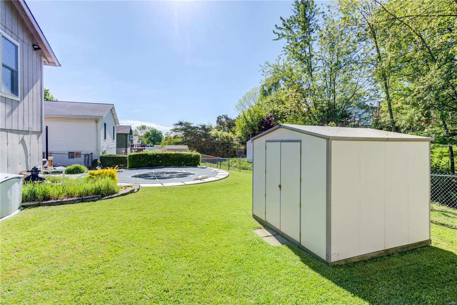 Shelley Manor 02 - Residential