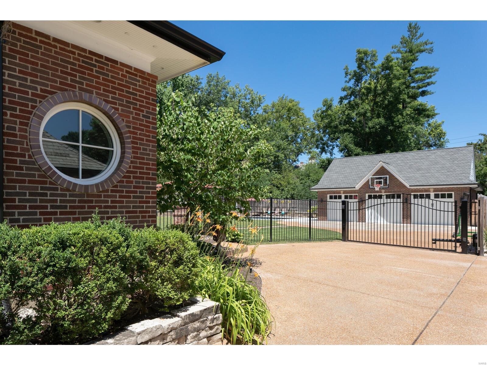 Tesson - Residential