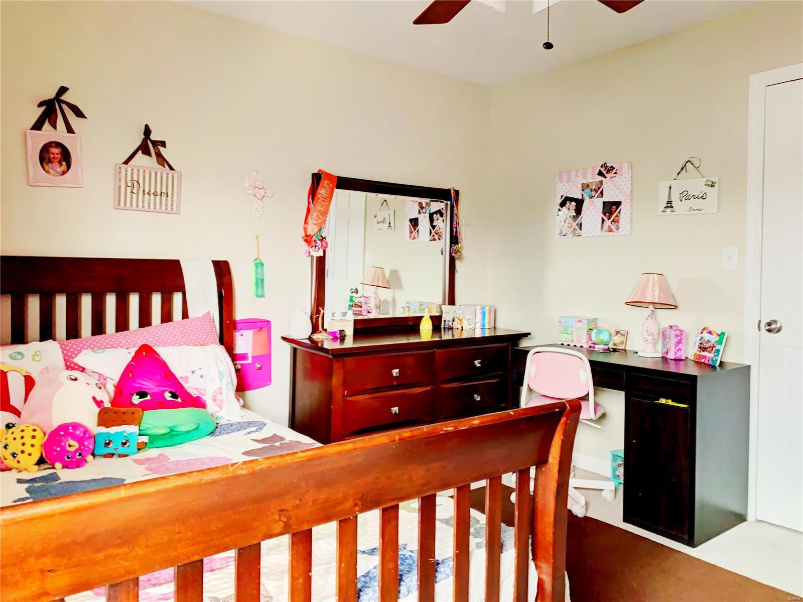 College Stat - Residential