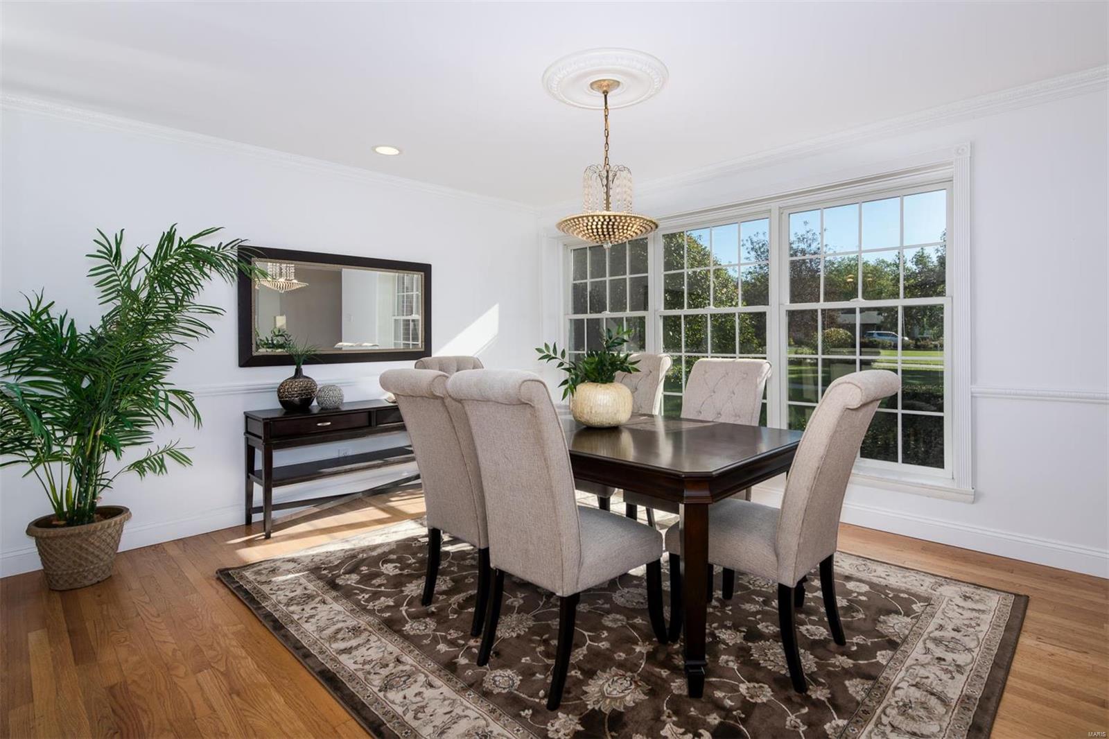 Ladue Estates - Residential