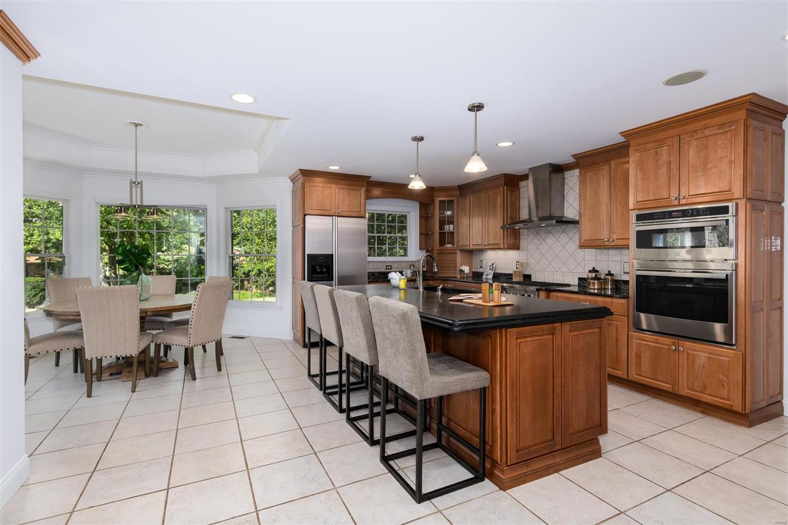 Ladue Estates - Residential