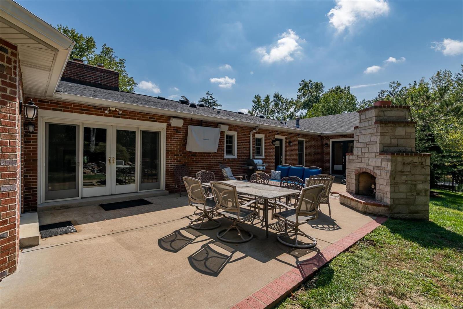 Ladue Estates - Residential