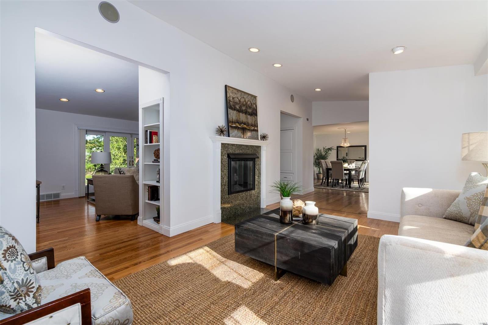 Ladue Estates - Residential