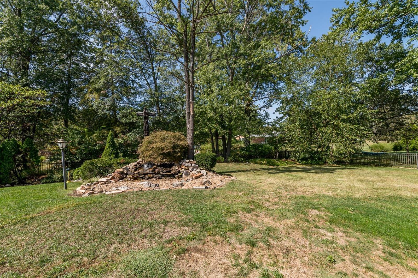 Ladue Estates - Residential