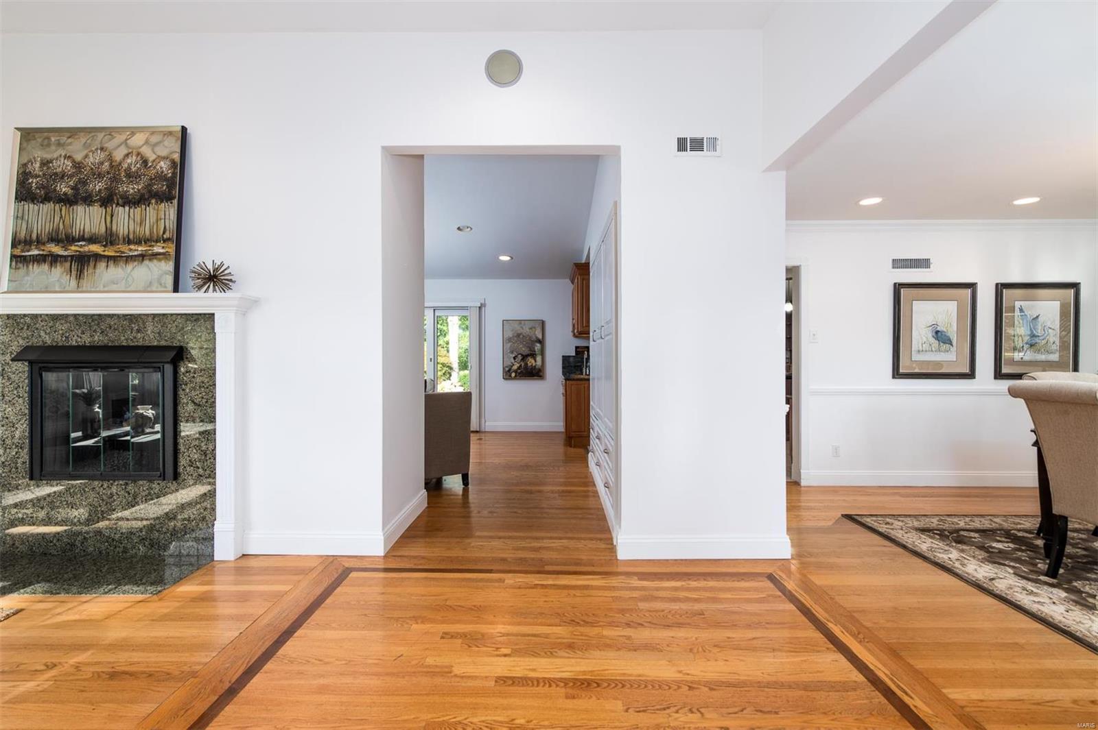 Ladue Estates - Residential