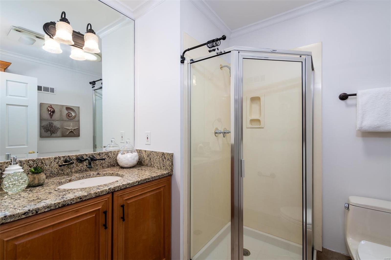 Ladue Estates - Residential