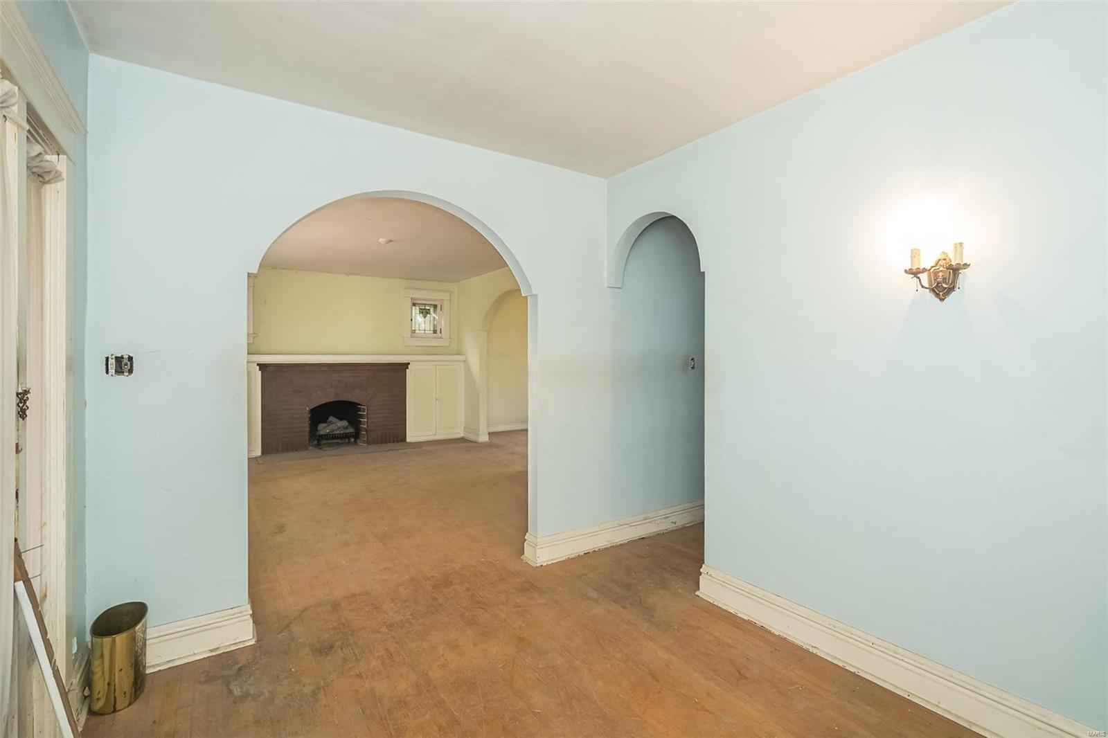 Bellevue Square - Residential