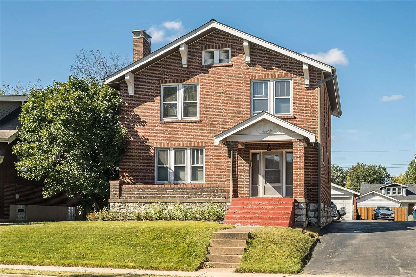 Bellevue Square - Residential