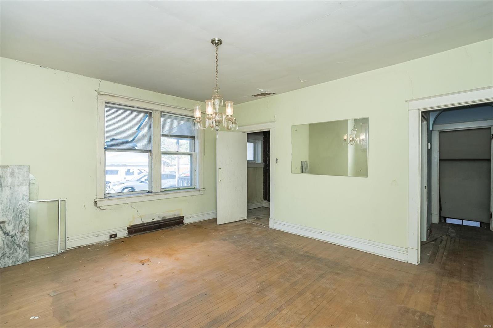 Bellevue Square - Residential
