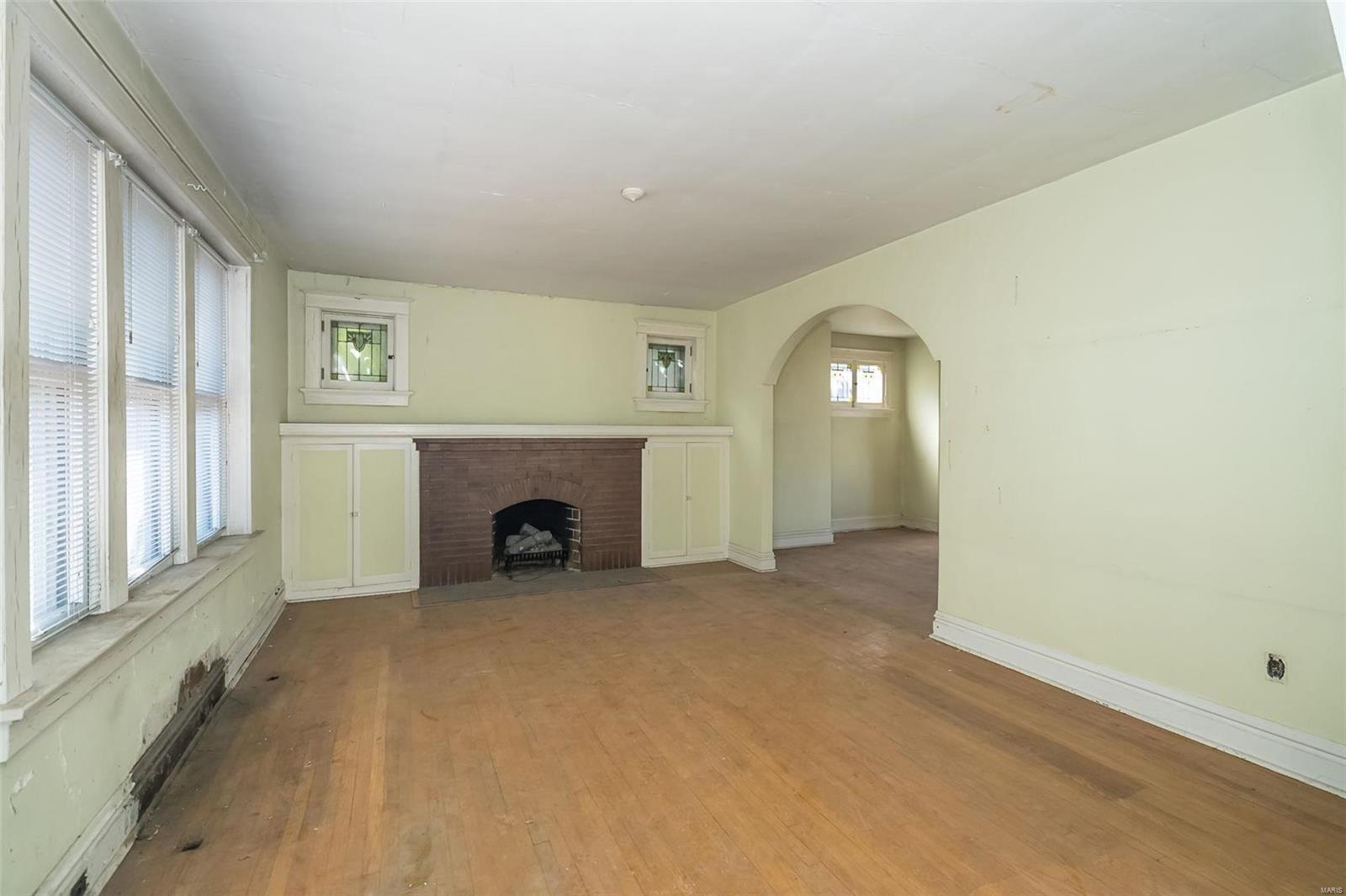 Bellevue Square - Residential