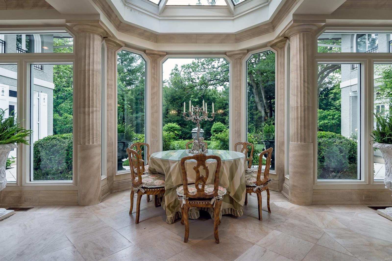 Cellas - Residential