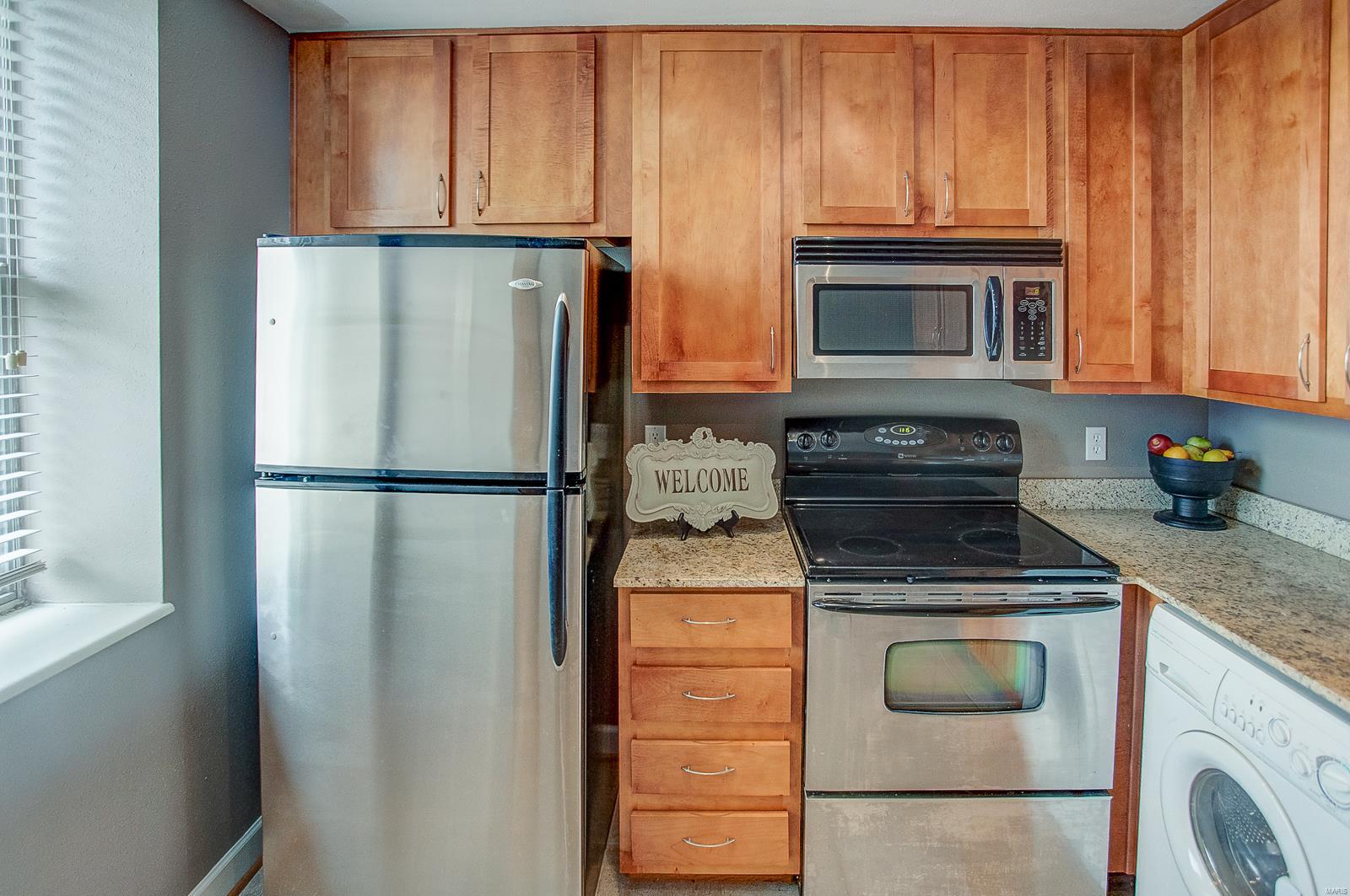 Pershing Ave Condo - Residential