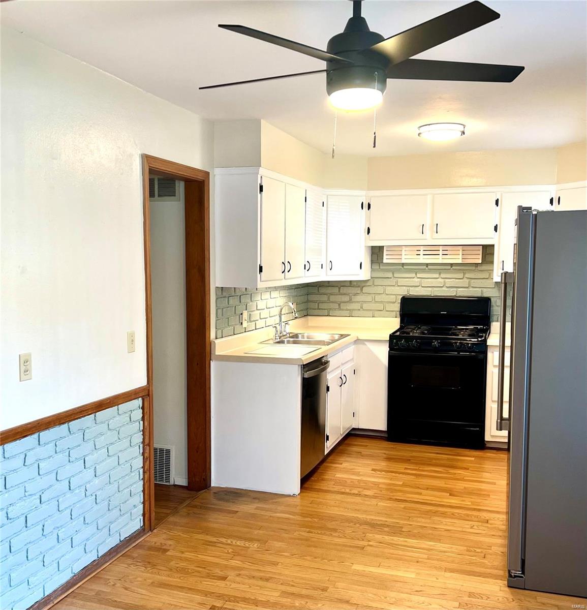 Mc Combs Hills - Residential