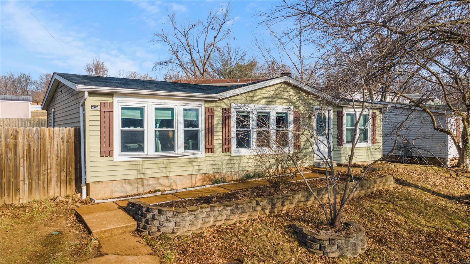 High Ridge, Missouri 63049, United States, 3 Bedrooms Bedrooms, ,2 BathroomsBathrooms,Residential,Pending,84902