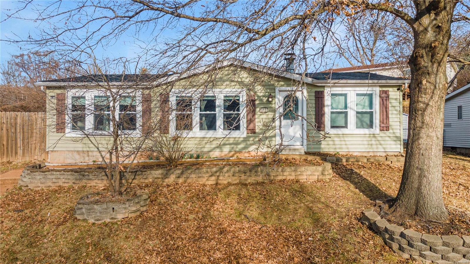 High Ridge, Missouri 63049, United States, 3 Bedrooms Bedrooms, ,2 BathroomsBathrooms,Residential,Pending,84902