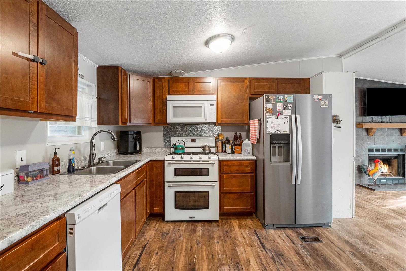 High Ridge, Missouri 63049, United States, 3 Bedrooms Bedrooms, ,2 BathroomsBathrooms,Residential,Pending,84902