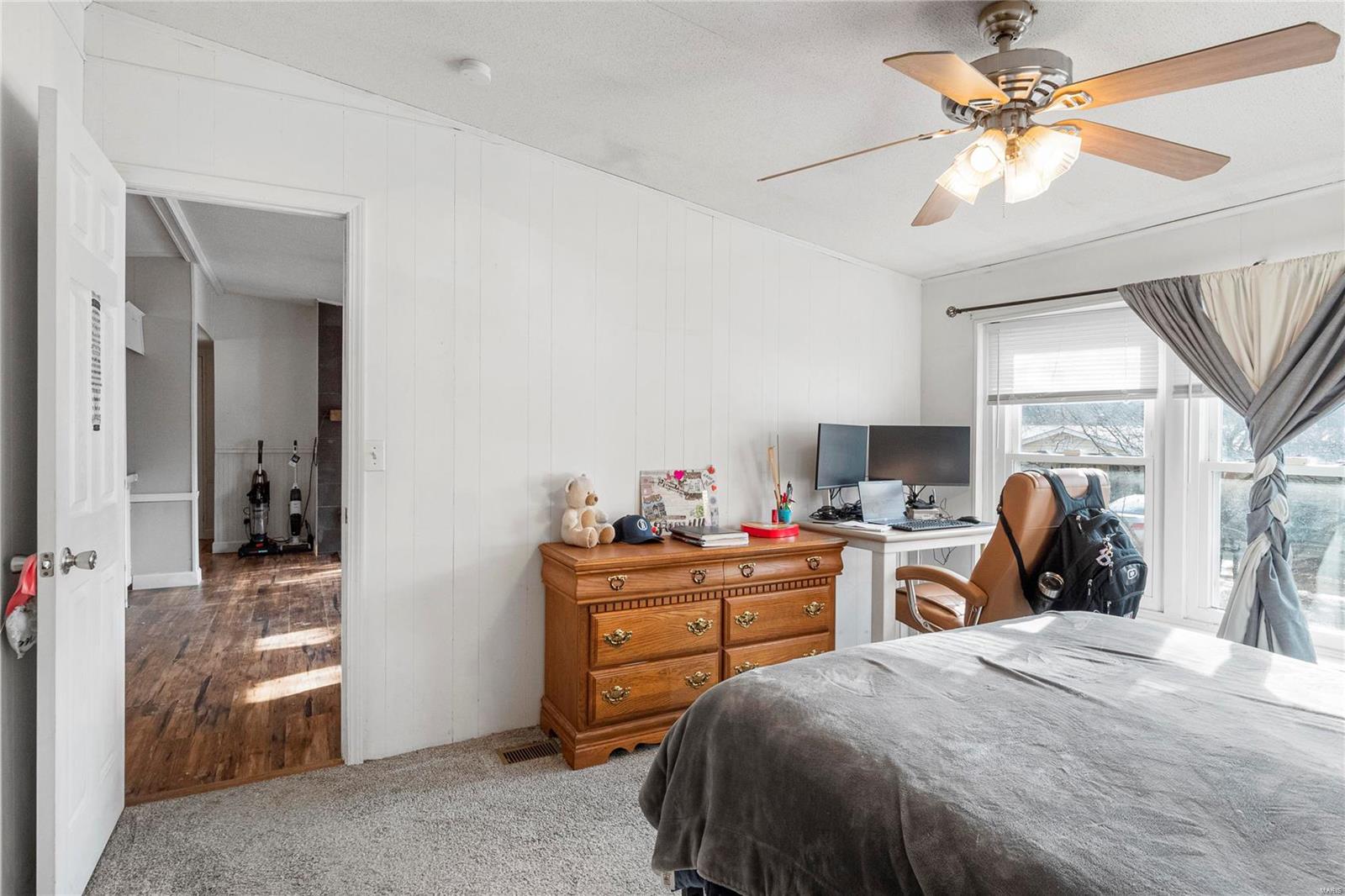 High Ridge, Missouri 63049, United States, 3 Bedrooms Bedrooms, ,2 BathroomsBathrooms,Residential,Pending,84902