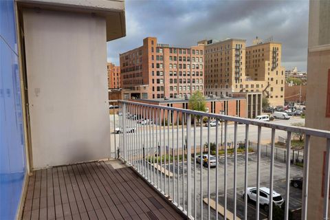 210 N 17th Street 408 St Louis MO 63103