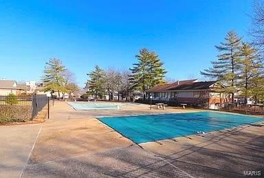 Treetop Condo Ph II - Residential