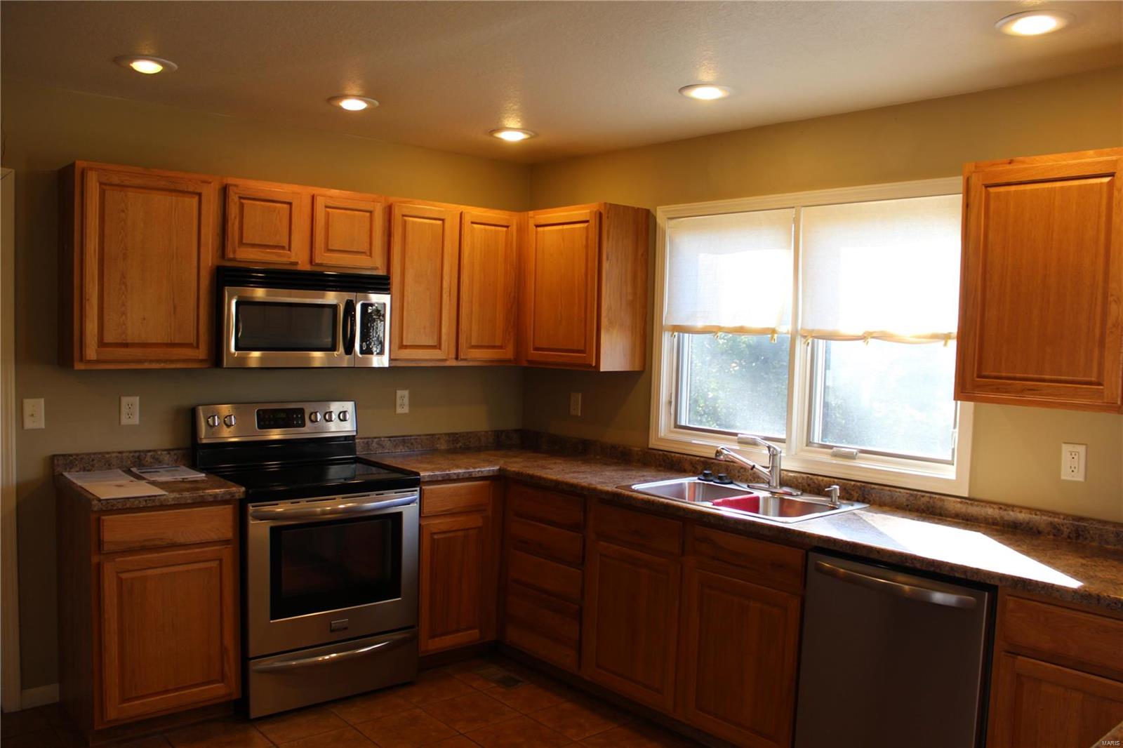 Ideal Villa 3rd Addition - Residential