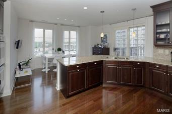 Plaza In Clayton A Condo The - Residential