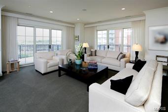 Plaza In Clayton A Condo The - Residential