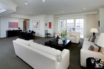 Plaza In Clayton A Condo The - Residential