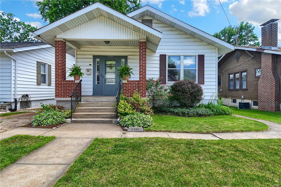 Maurices - Residential