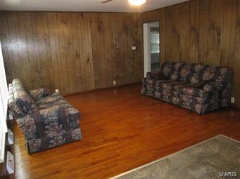 NON SUBDIVISION - Residential