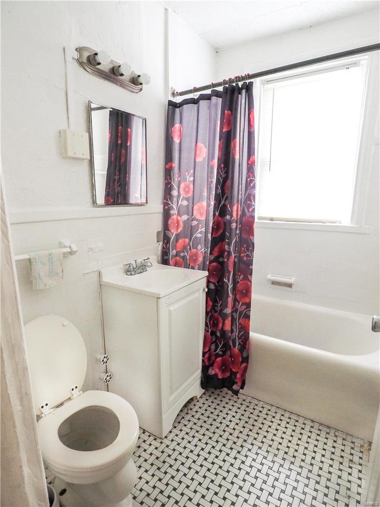 City/St. Louis - Residential Income