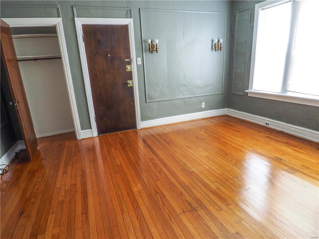 City/St. Louis - Residential Income