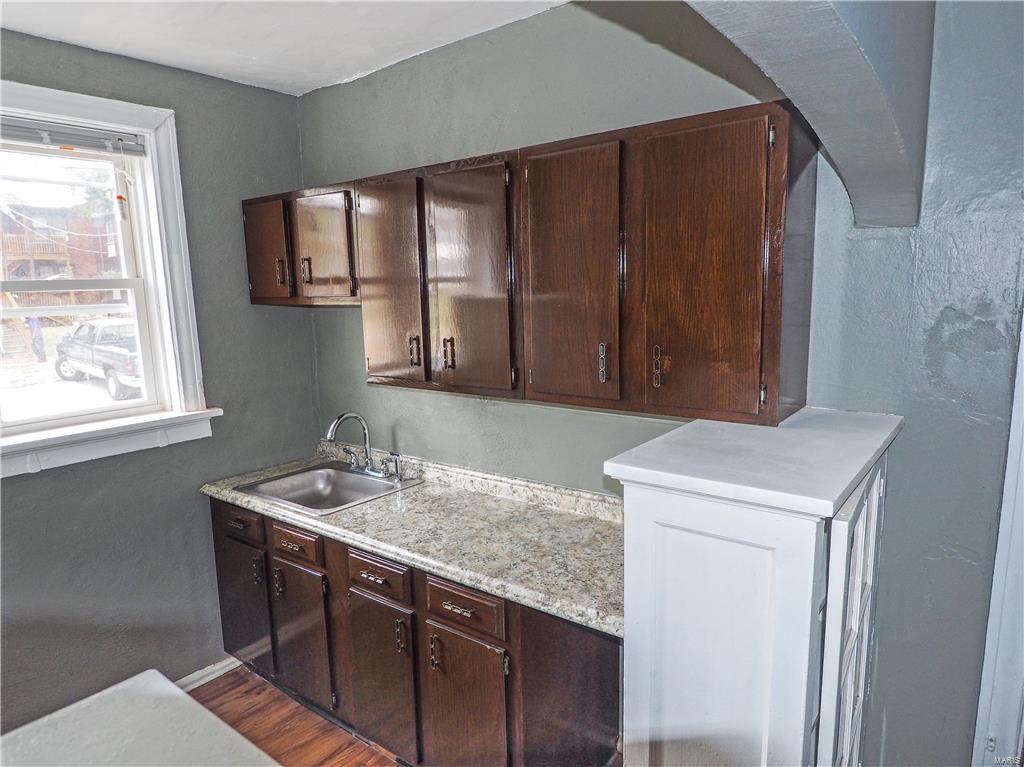 City/St. Louis - Residential Income