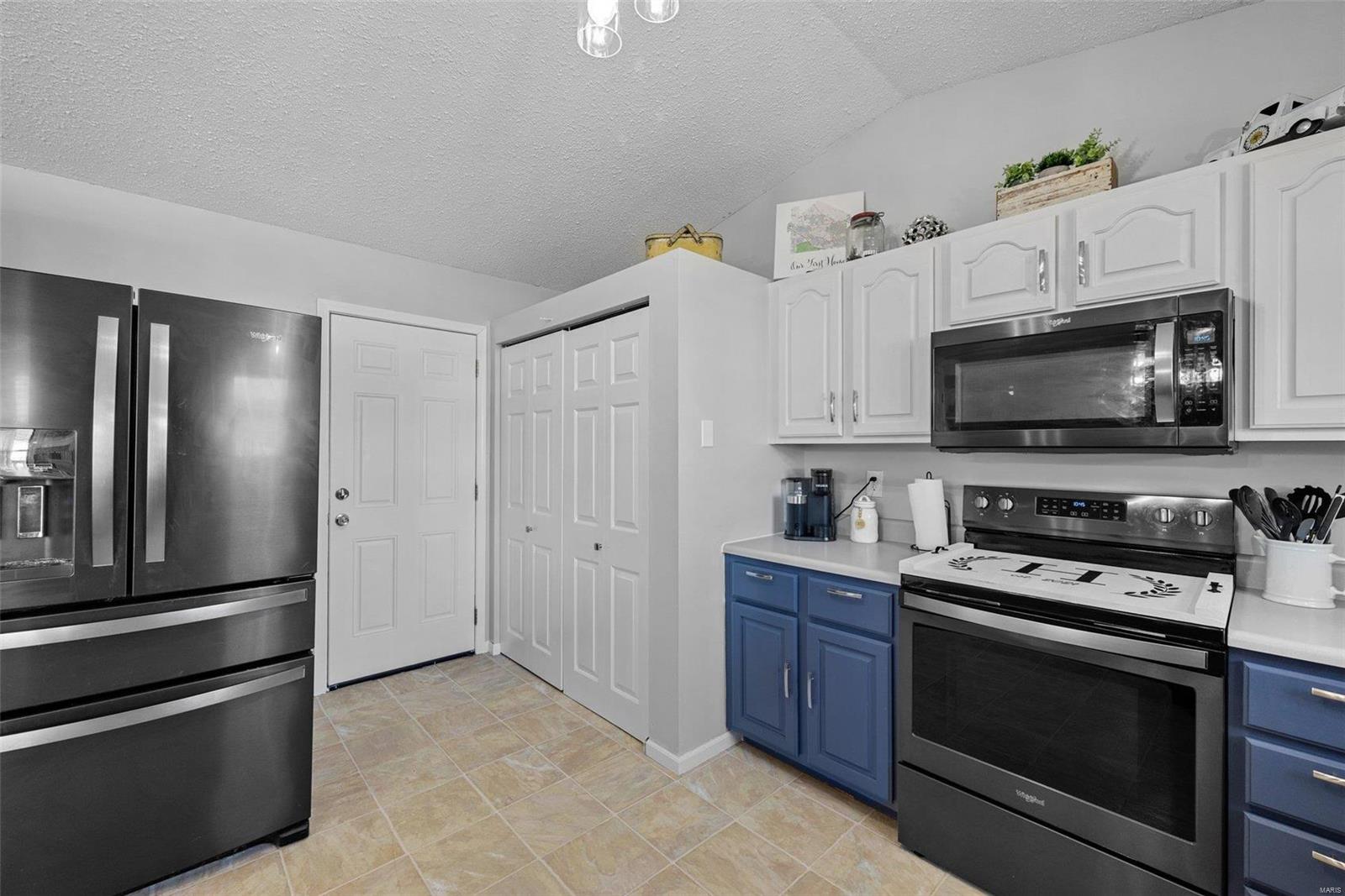 Strawberry Hill Estate - Residential